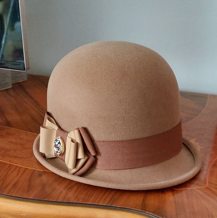 Шляпа красивая 10000 тенге