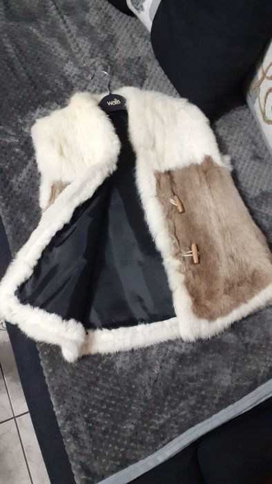 Vestă din blană naturală de Iepure. Deosebită