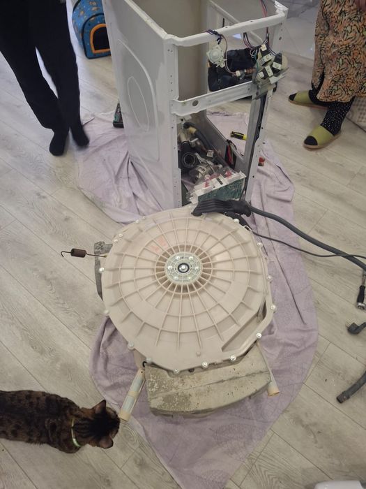 Ремонт стиральных машин и Холодильников!