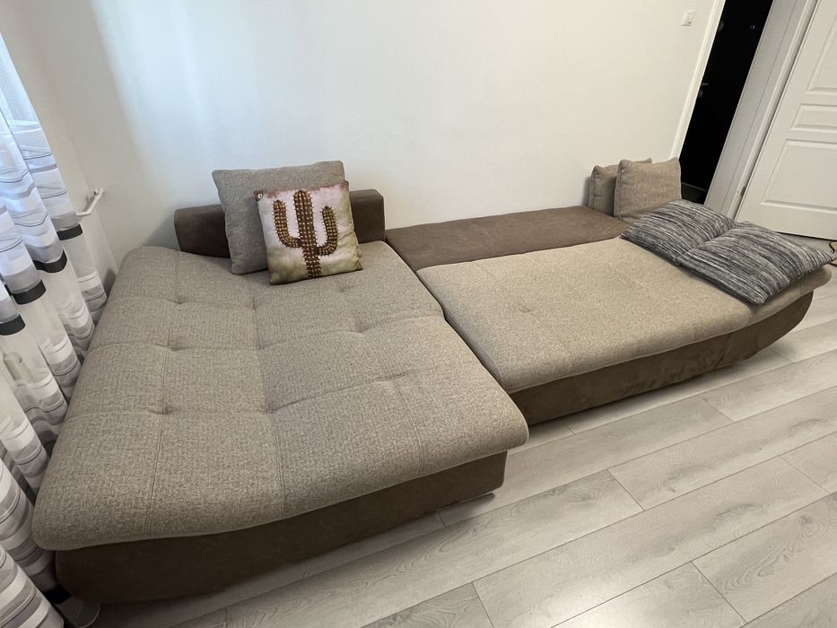 Colțar extensibil cu ladă de depozitare – spatios si comod