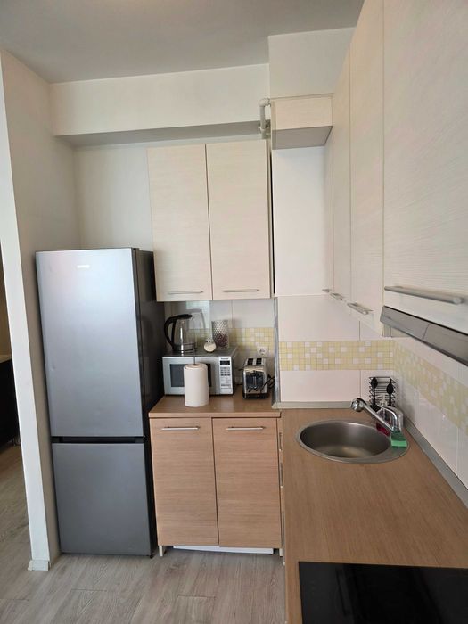 Închiriez apartament 3 camere Ared UTA cu parcare acoperită