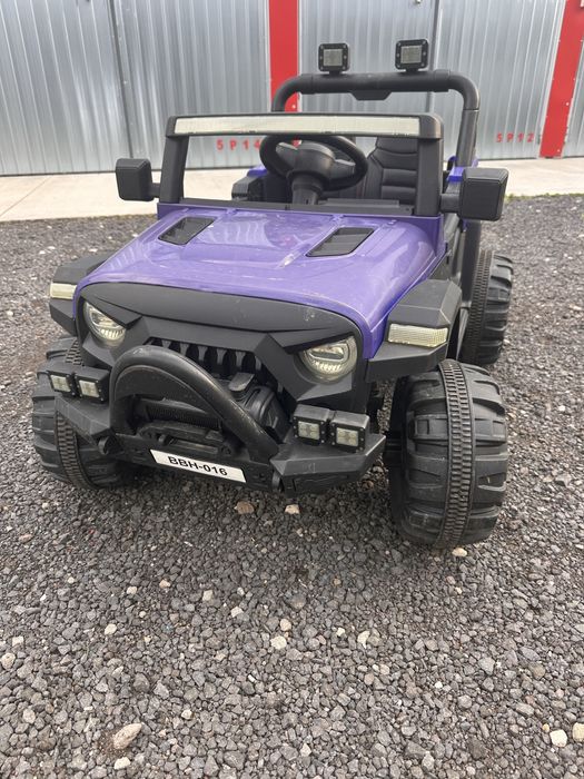Masinuta electrica JEEP