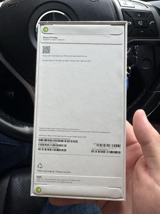 Iphone 17 pro max orange