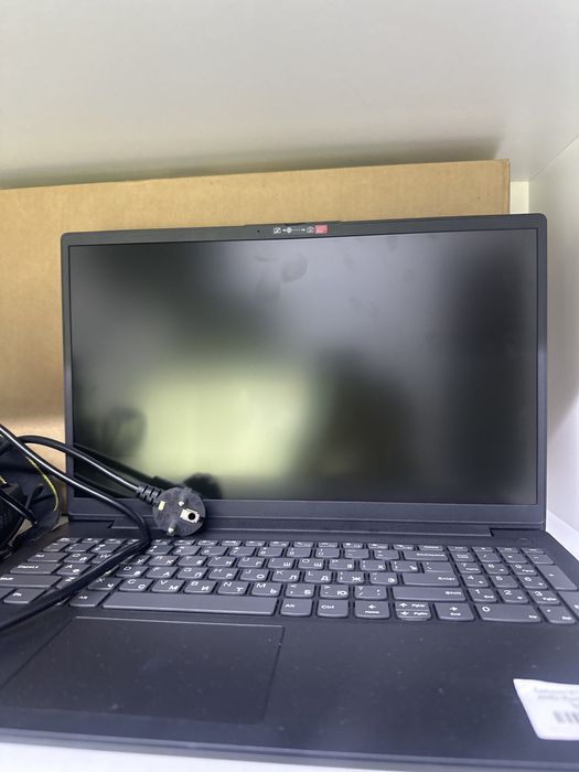 Lenovo V15 G4 AMN