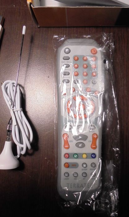 Vand o antena DVB-T Terratec Cinergy Antenna One , cu interfata USB