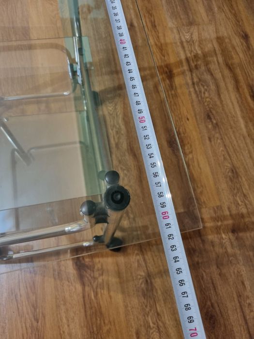 Стъклена холна масичка