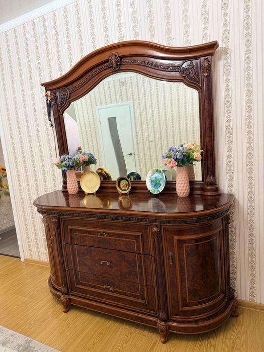 Продается Сервант