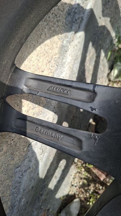 Джанти Alutec Poison 18 5x112 Спорт пакет