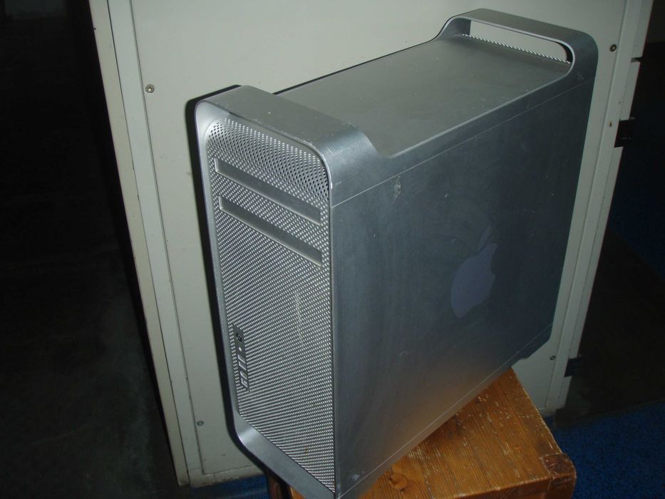 Apple MacPro 1.1 2 Intel Xeon 5130 HDD 250Gb RAM 3Gb ATI HD 3870 512Mb