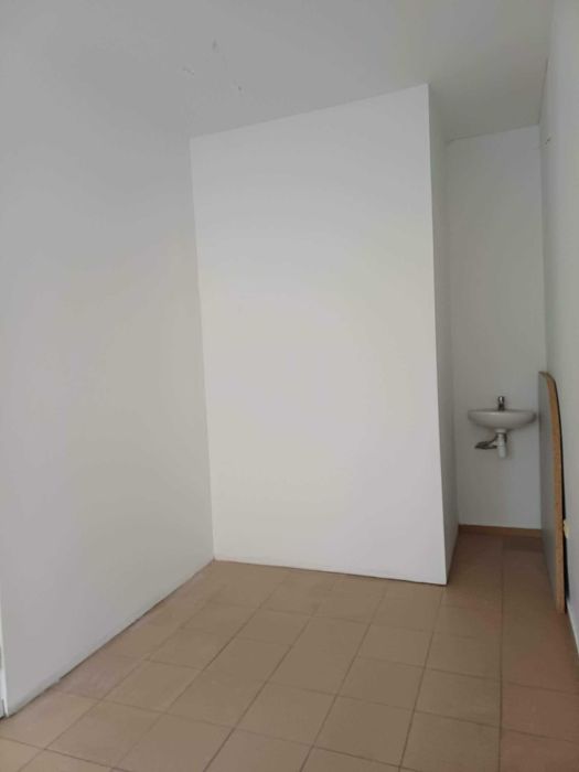 Дава се под наем Магазин в Пловдив, Кършияка - 130 кв.м за 648.21 € - Снимка #10