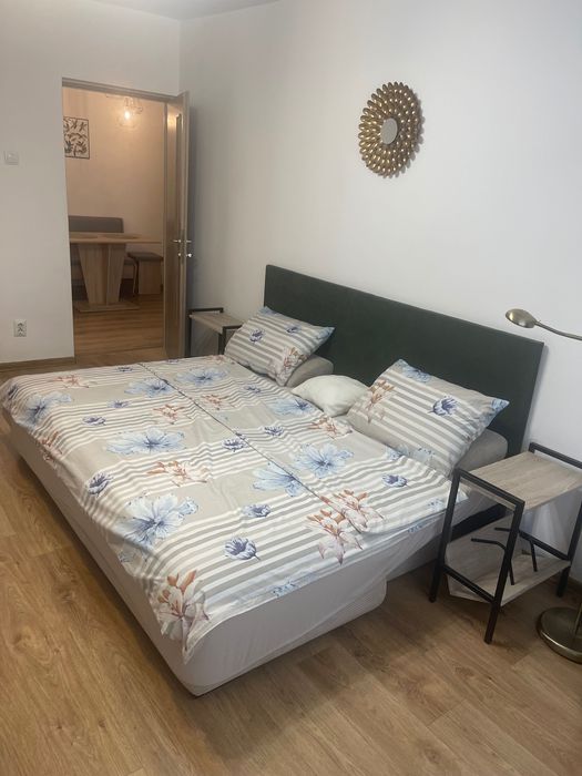 Închiriez apartament două camere în regim hotelier