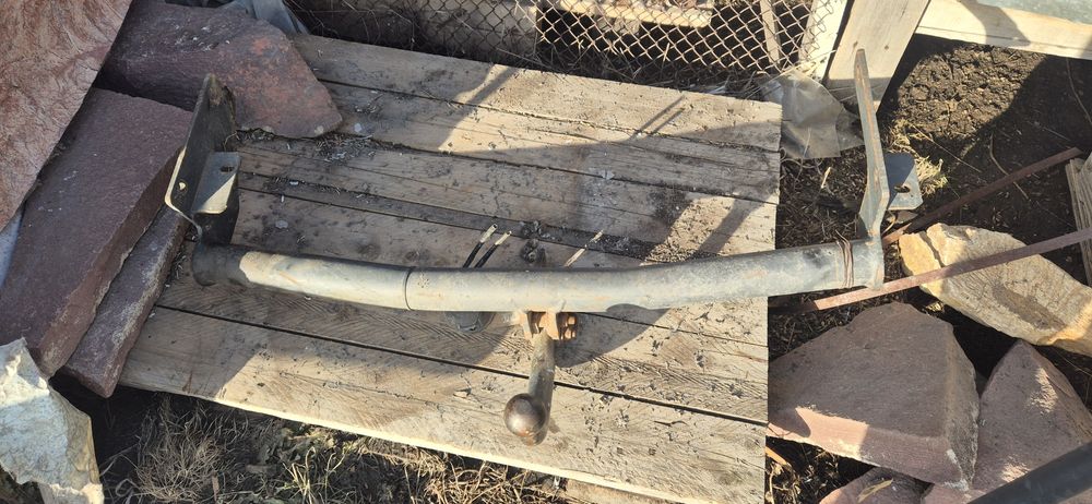 Продам фаркоп на Митсубиси