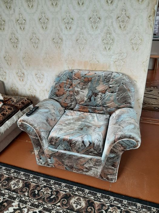 Диван раскладной с креслами