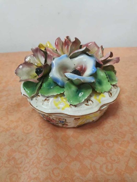 Bomboniera portelan decor