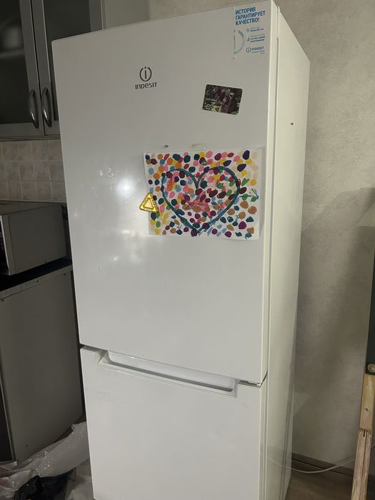 Холодильник рабочий