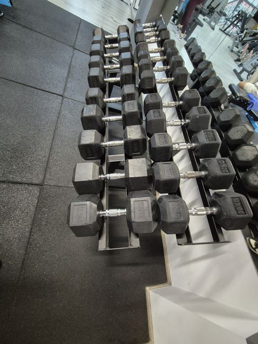 Set complet gantere 2,5kg-25kg cu suport inclus !!!