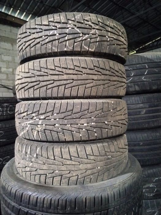 Продам зимние шины IKON 185/70 R14