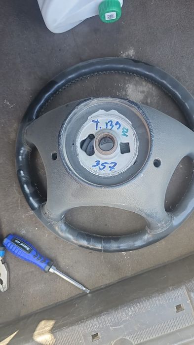 руль на мерседес 210