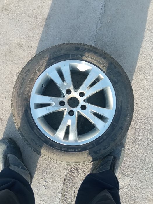 Продам резину и один диск