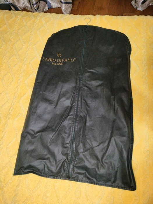 Продам костюм 46-48 размер