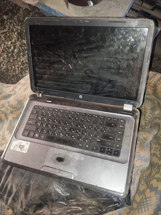 Ноутбук hp  на запчасти