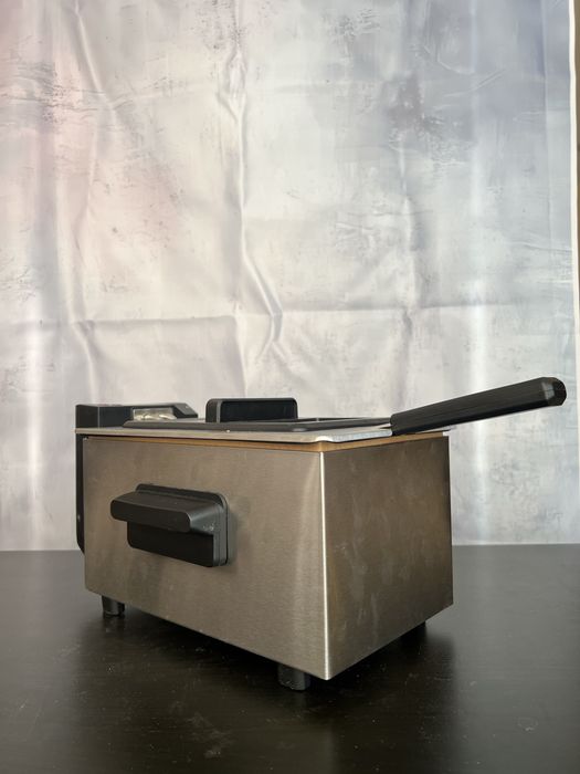 Фритюрник Tristar - нов