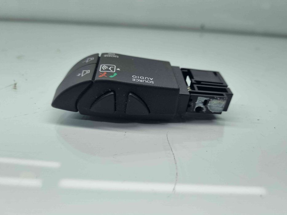 Comenzi volan Dacia Sandero 2 [Fabr 2012-prezent] OEM