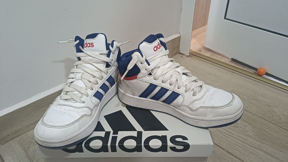 Оригинални кецове Adidas 36 н