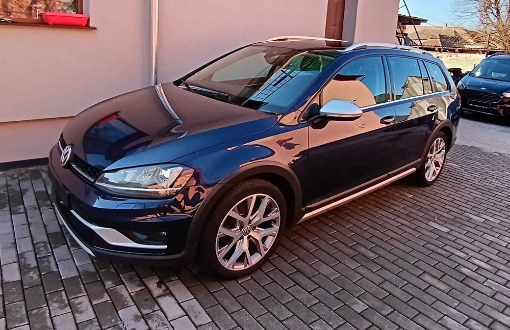 Vw Golf 7 Alltrack 2.0TDI DSG 4MOTION  Panoramic LED fara AD BLUE 184CP 4X4