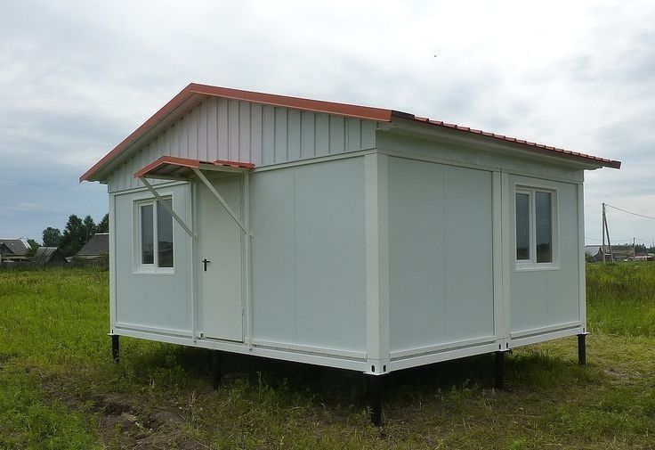 Vând case din panouri sandwich