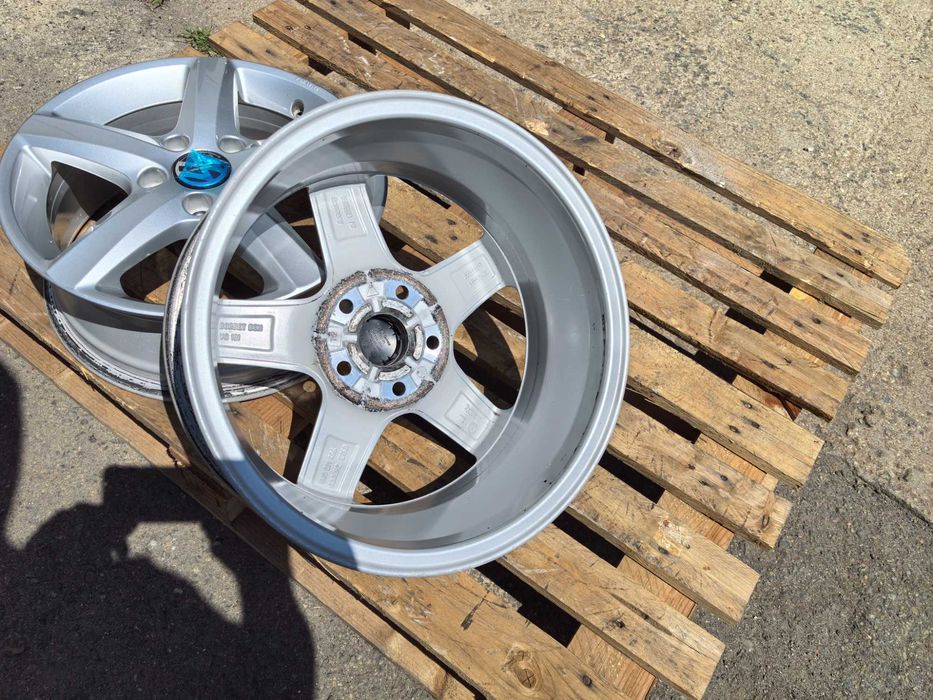 16 цола 5 х 112 мм Фолксваген ГОлф - 6,5 Инча / ЕТ 50