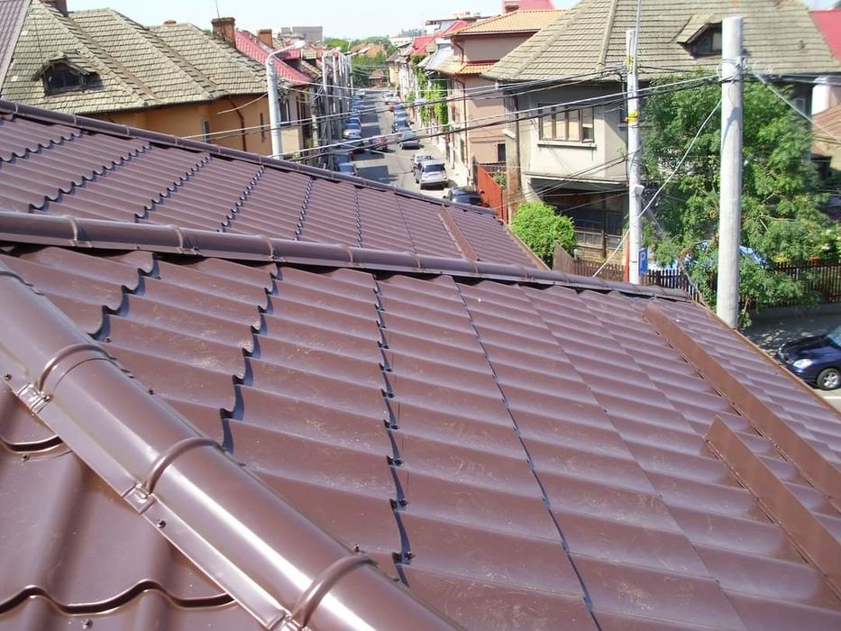 Executam acoperisuri si reparati de urgenta