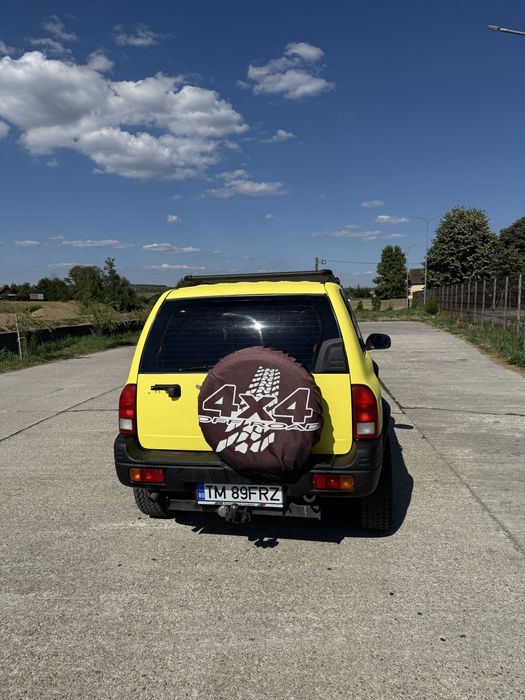 Suzuki Grand Vitara 1