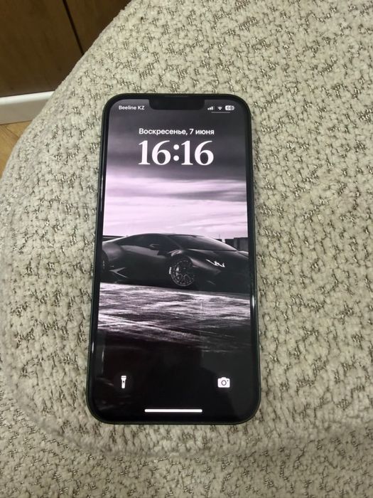 Продам айфон 13 128 г