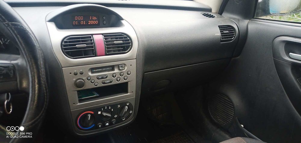 Vând Mașină Opel CORSA C 1.3 ctdi