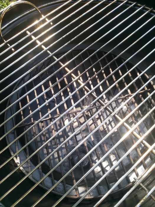 Барбекю Weber с нормални следи от употреба