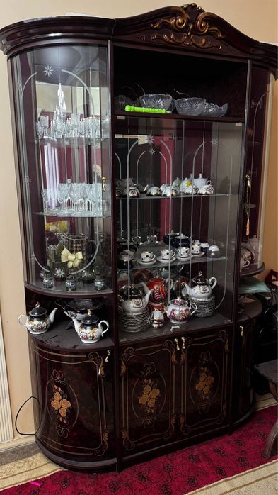 Стенка для посуды «лиза»