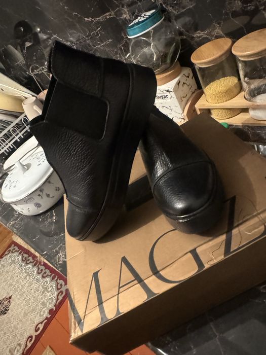 Полуботинки  кожаные новые.