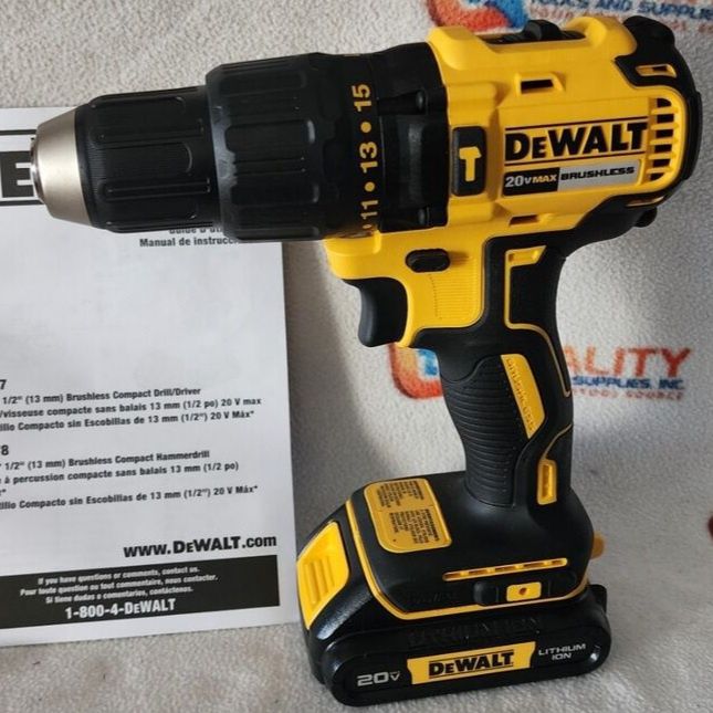 Dewalt шуруповерт с ударом dcd778