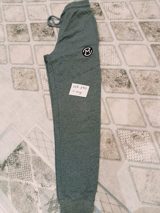 Спортни долнища за момче  140 ръст