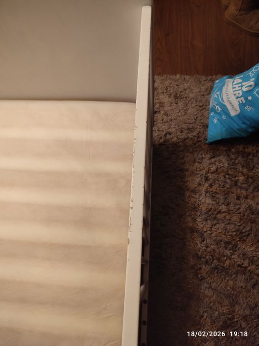 Vând pătuț pentru bebeluși