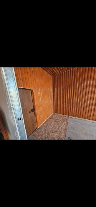 Продам павильон с земельным участком.