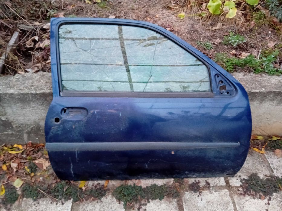 Продавам Ford Fiesta 1,25 Zetec на части