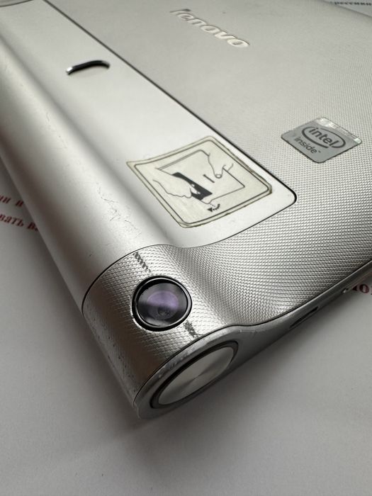 Планшет Lenovo Yoga Tablet 2