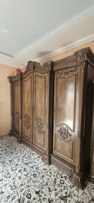 Mebel zor xolata kplekt sotladi