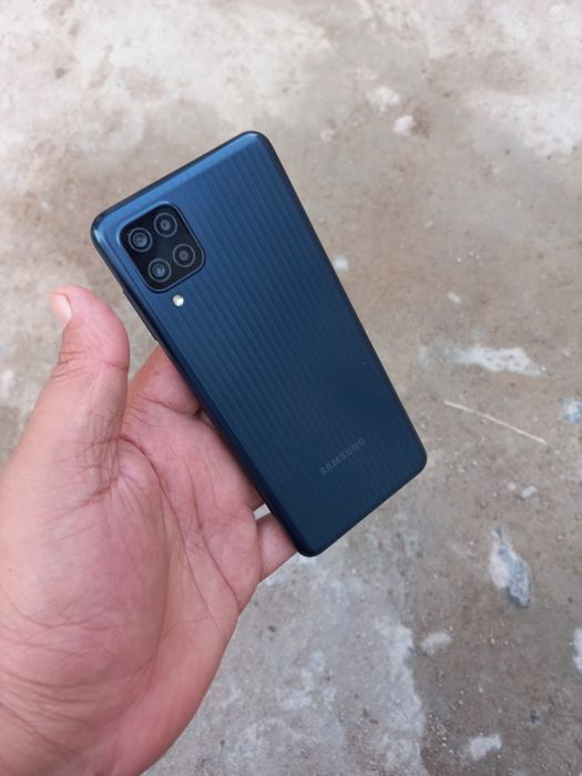 Samsung M12 xotra 4/64