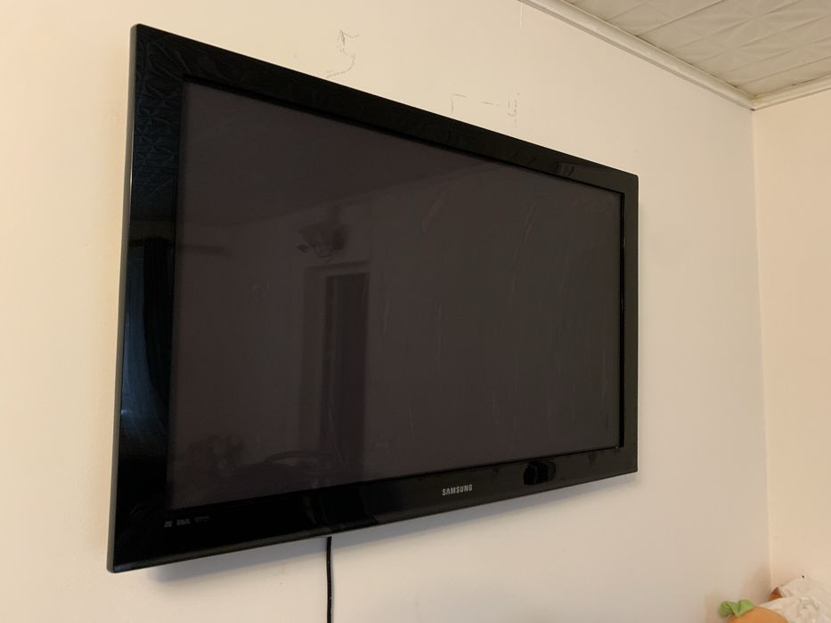 Vand televizor samsung diagonala 100 cm