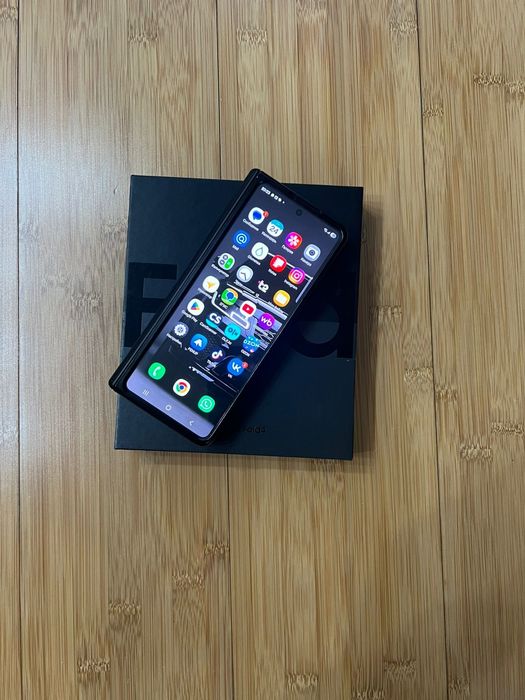 Samsung Z Fold 4 256GB