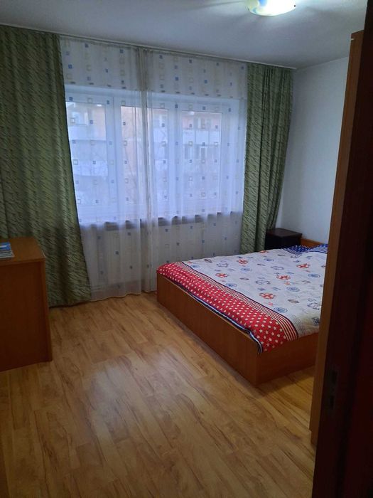 Schimb apartament cu două camere, cu apartament cu 3-4 camere!