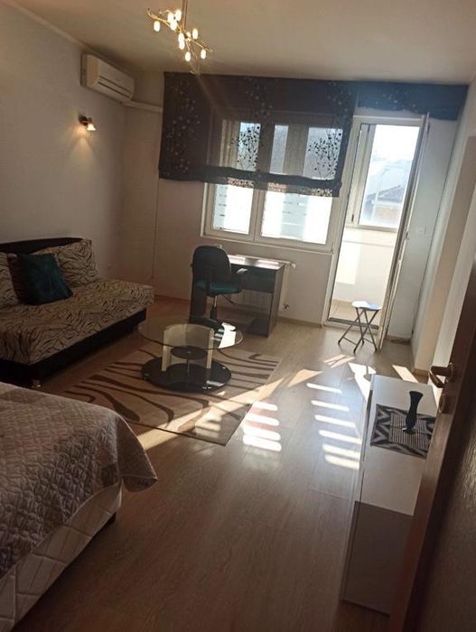 Дава се под наем Двустаен апартамент в София, Център - 56 кв.м за 560 € - Снимка #4